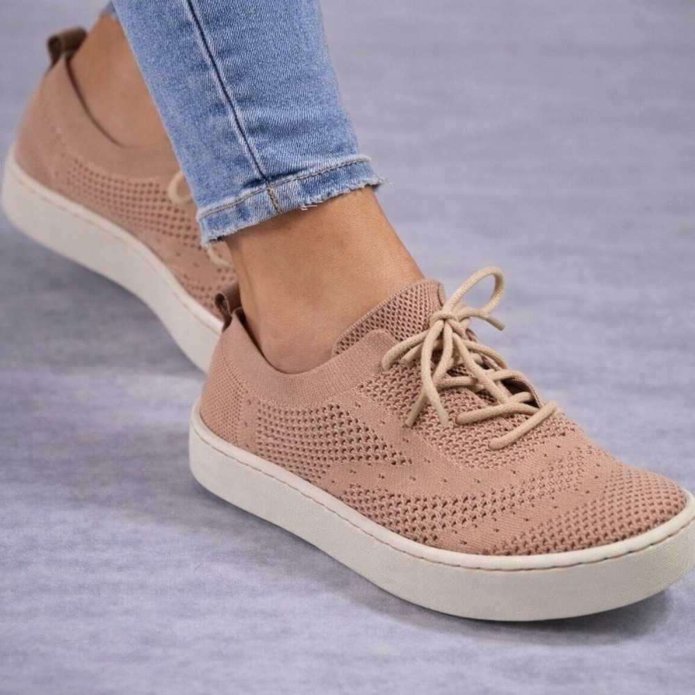 Born Sunburst Woven Platform Sneakers Blush Pink Knit Size 8M Lace Up Comfort